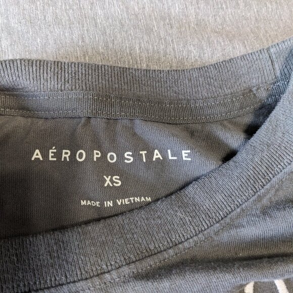 Aeropostale Gray long sleeve shirt fall winter XS - Picture 2 of 2